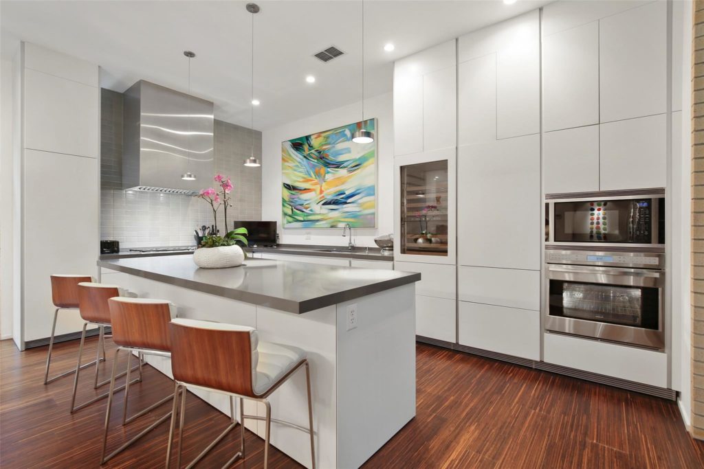 4321-Travis-ext1-1024x683