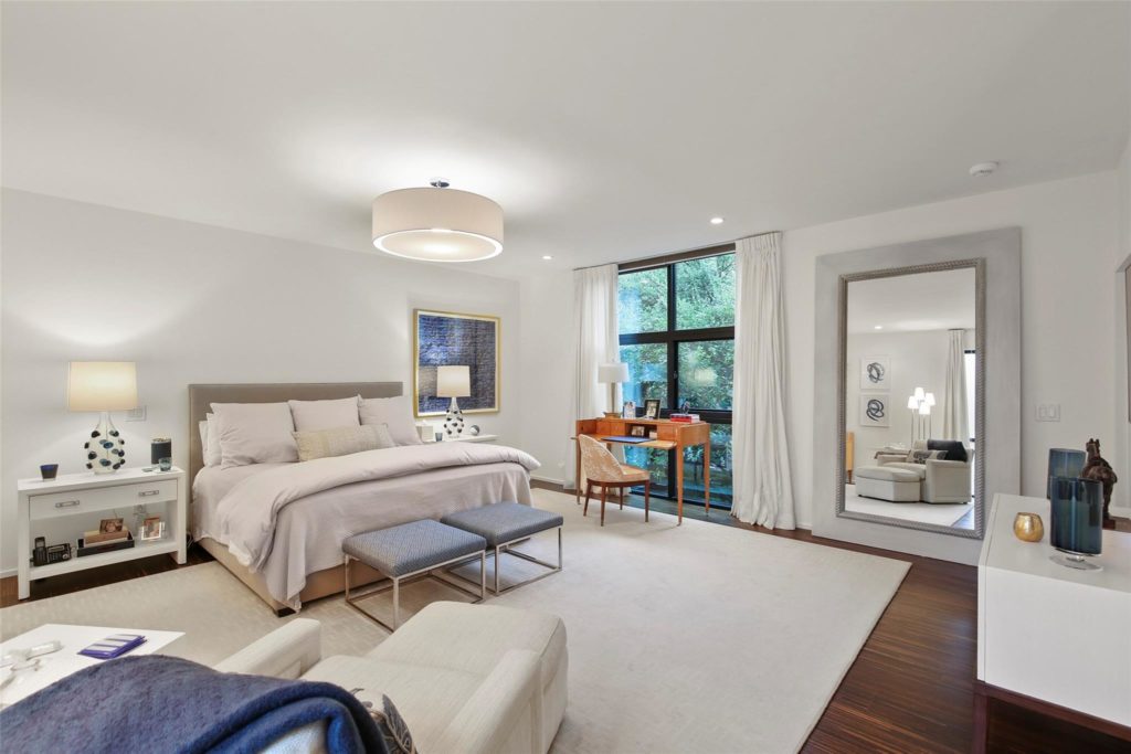 4321-Travis-ext1-1024x683