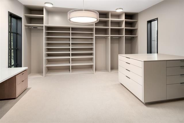 4340-Fairfax-5-A-wetbar-area