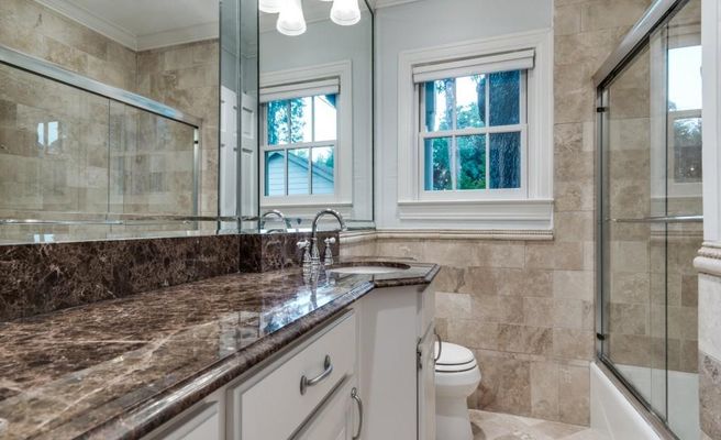 439-W-Colorado-Blvd-master-bath-1