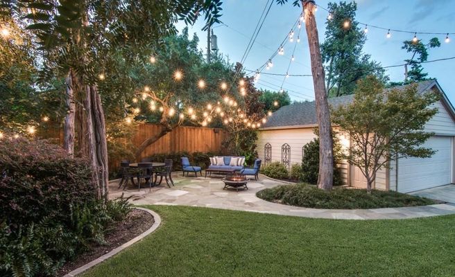 439-West-Colorado-Blvd-yard-garage