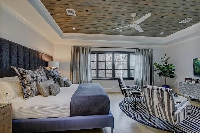 4408-Amherst-Avenue-3