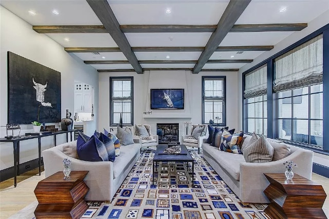 4408-Amherst-Avenue-1