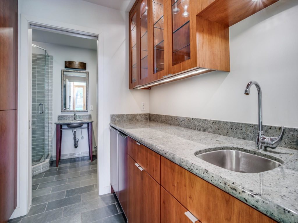 4411-Pomona-ext-1024x768