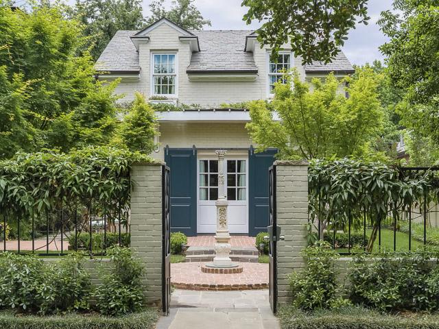 4412-Belclaire-carriage-house-exterior
