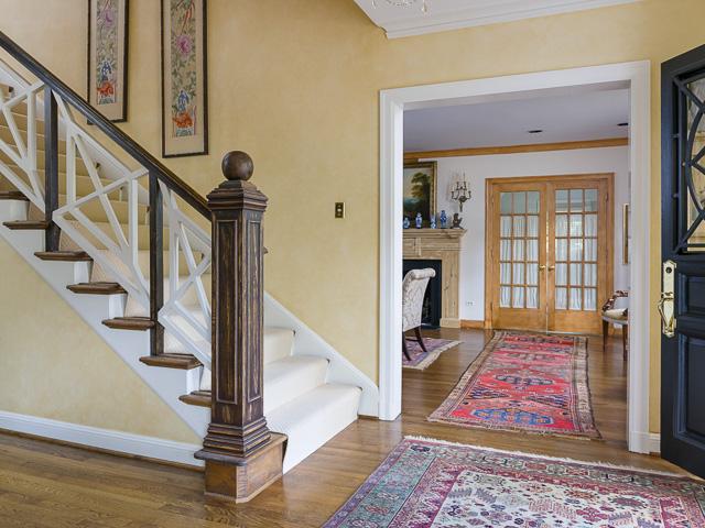 4412-Belclaire-foyer
