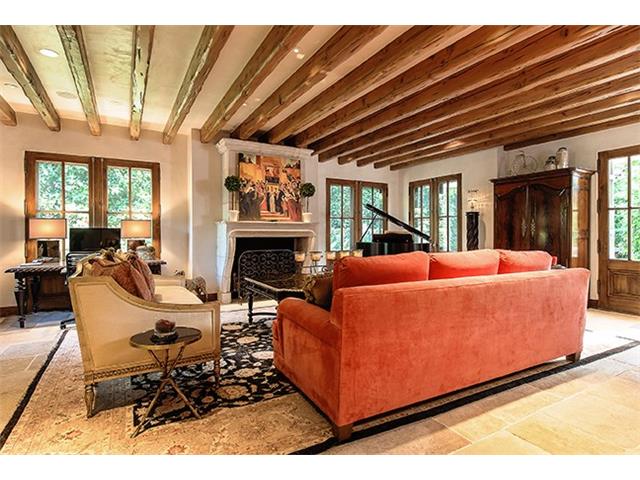 4412-Lakeside-Loggia-2