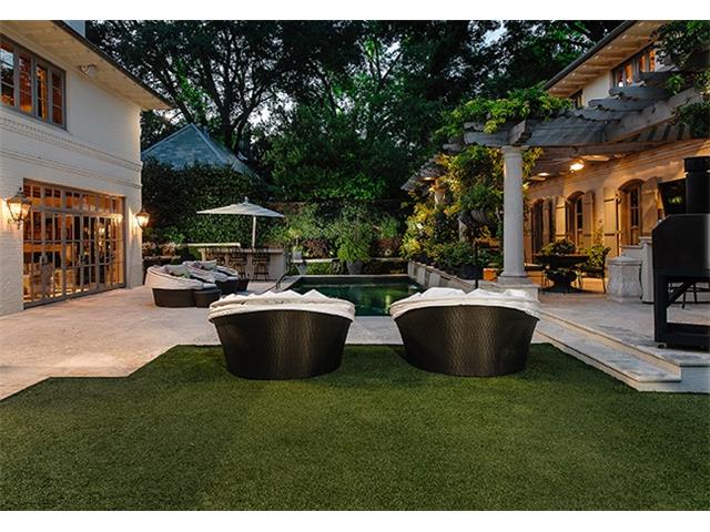 4412-Lakeside-pool-1