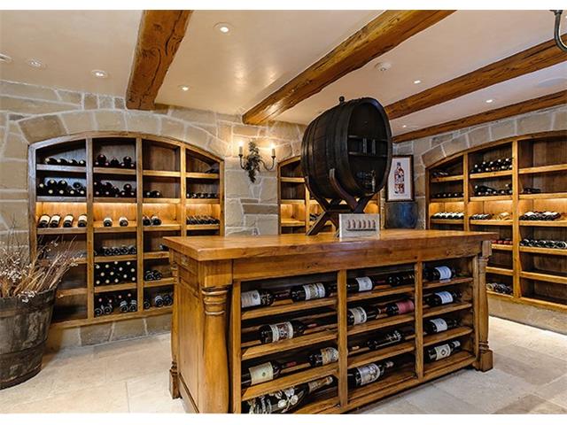 4412-Lakeside-wine-cellar
