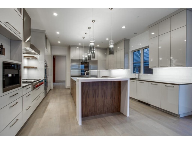 4425-Southern-Kitchen