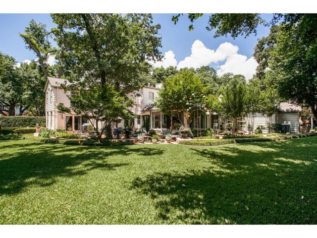 4434-Rawlins-Backyard