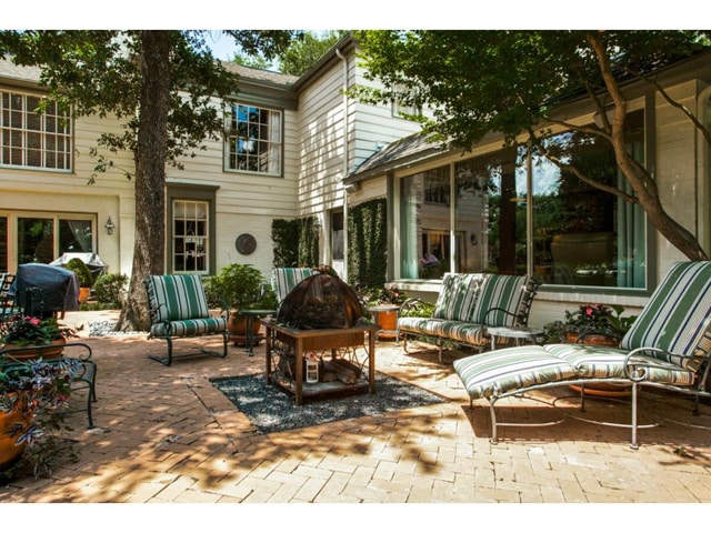 4434-Rawlins-Patio-3
