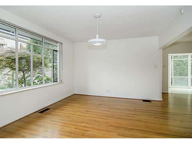 4504-Bordeaux-Dining