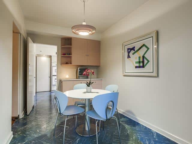 4504-Bordeaux-breakfast-room