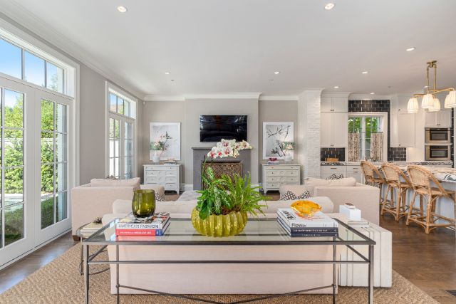 4536_Belclaire_Ave-1