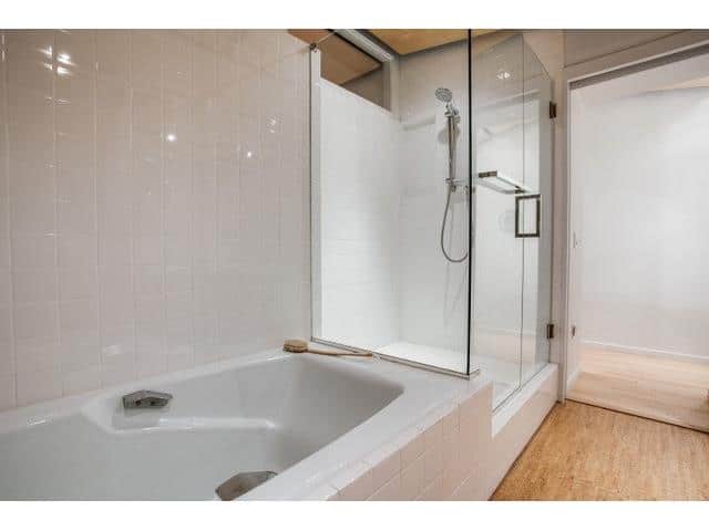 456-Remuda-master-bath-21