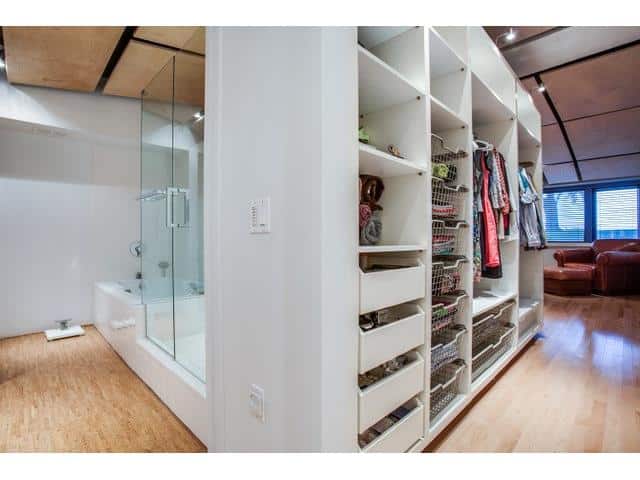 456-Remuda-master-closet1