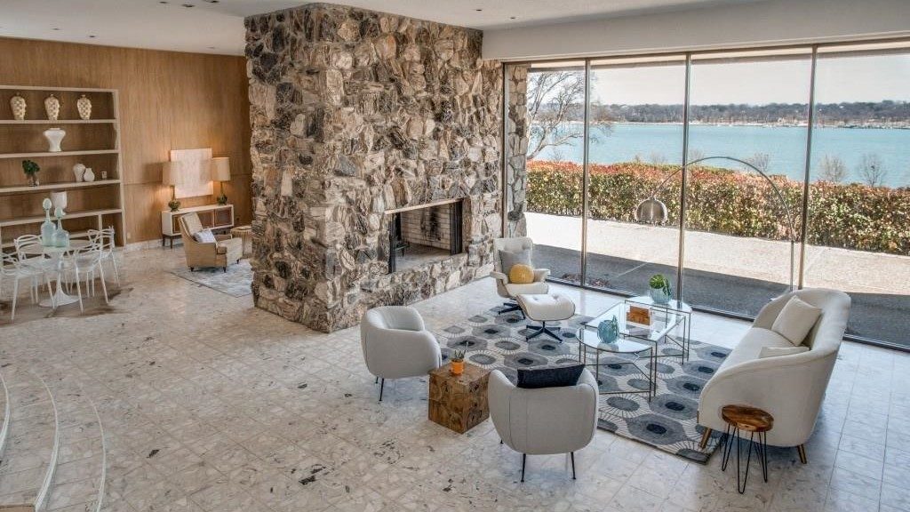 4606-Chapel-Hill-Shoot2Sell-1024x576