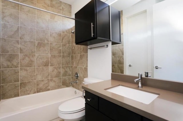 4607-Steel-Street-B