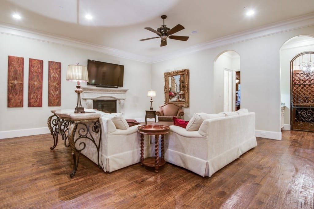 4612-isabella-ln-dallas-tx-High-Res-26.jpg-1024x682