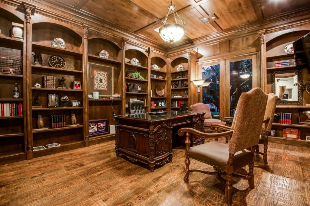 4612-isabella-ln-dallas-tx-High-Res-41.jpg-1024x682