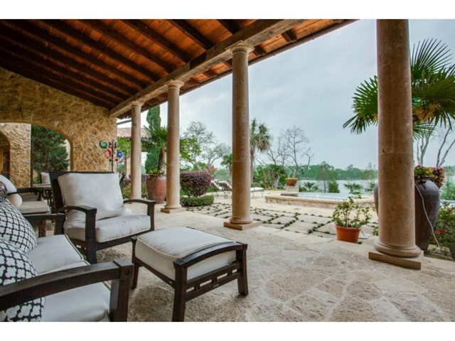 4636-Chapel-Hill-Loggia