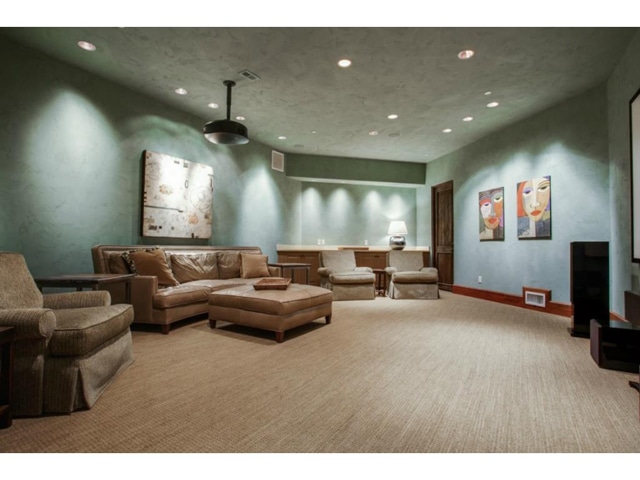 4636-Chapel-Hill-Media