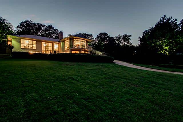 4646-Chapel-Hill-long-shot
