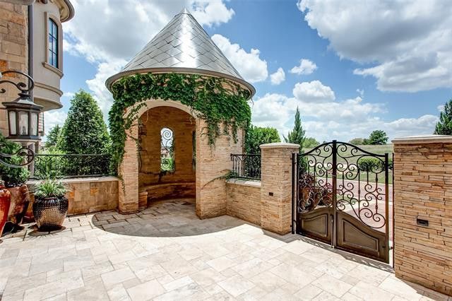 4657-Benavente-Court-1