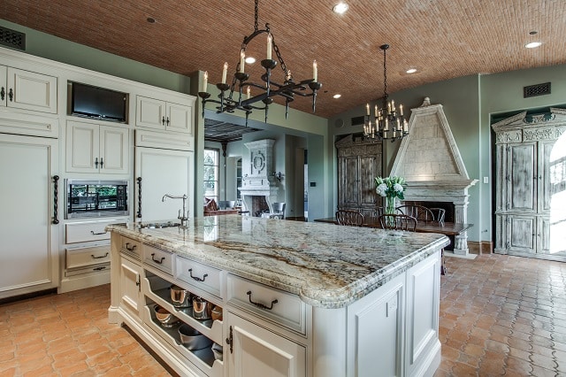 4700-st-johns-dr-dallas-tx-High-Res-12.jpg-kitchen-cabs