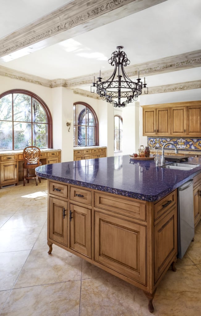 4700StJohns-0007-651x1024