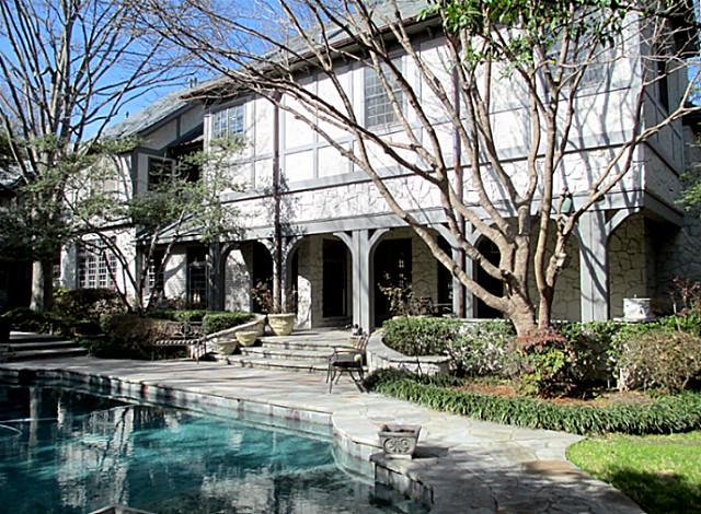 4707-Chapel-Hill-rear-pool