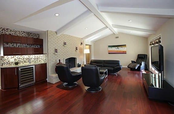 4910-Harvest-Hill-Living-575x376