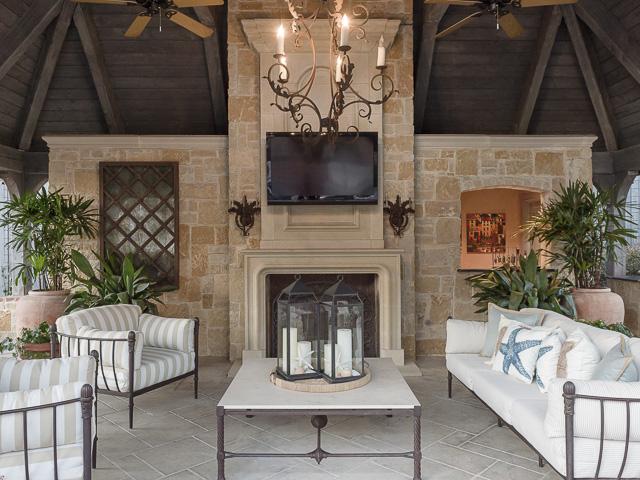 4923-Deloache-outdoor-living