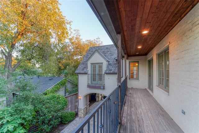 49a90fa94b77e0ccaabf010d0ca0074fl-m2449538805od-w1024_h768_x2