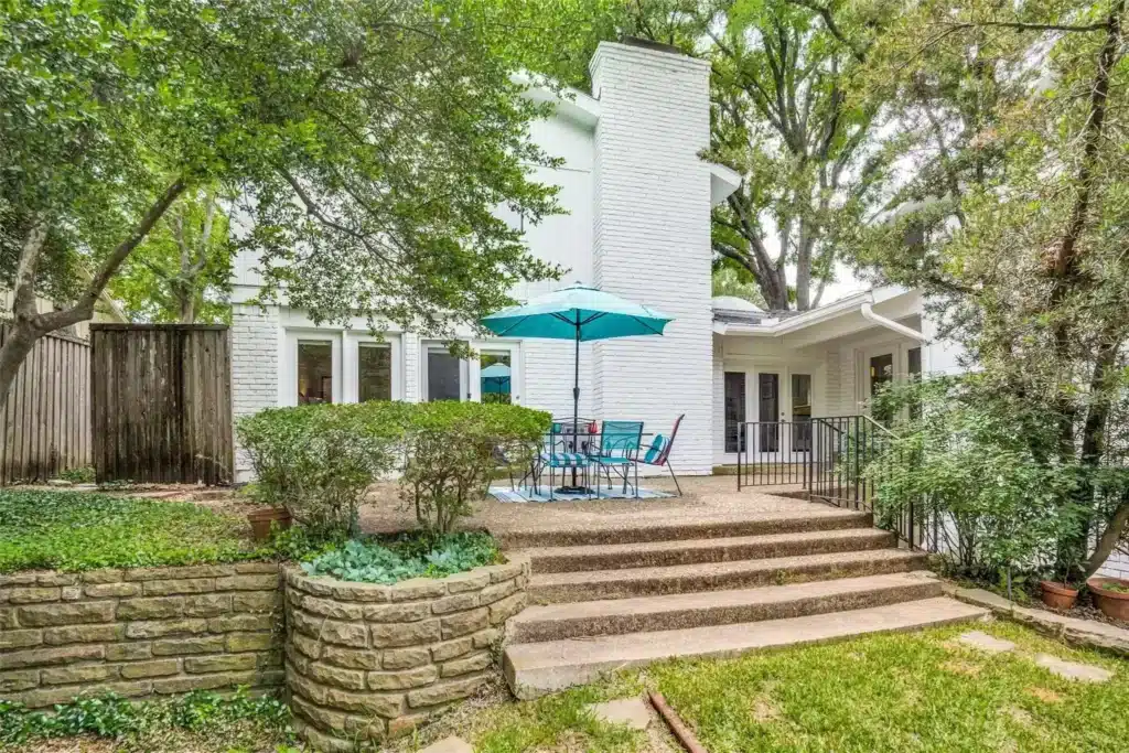 1C3900B7-F82F-4B3B-83BD-3EEBEAA6D5DC-1024x796