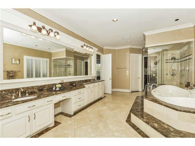 50-Picadilly-Park-master-bath