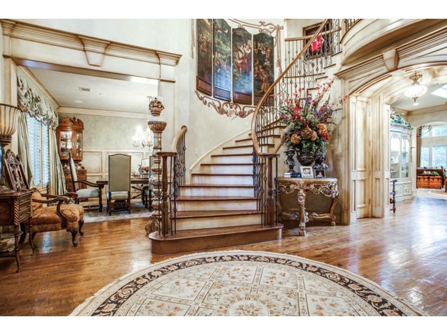 5009-Spanish-Oaks-Foyer