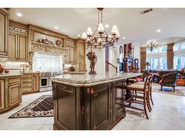 5009-Spanish-Oaks-Kitchen-Island