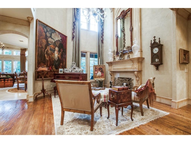 5009-Spanish-Oaks-Parlor