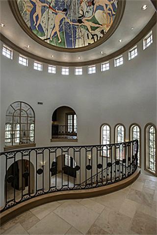 5019-Shadywood-rotunda