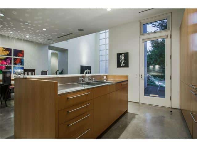 51-Vanguard-Kitchen-1