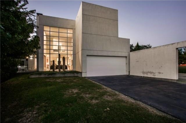 51-Vanguard-Rear-e1438918222970