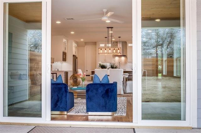 520a9b92bfc64a839b7e21cc362c5de9l-m3107530260od-w1024_h768