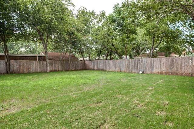 5218-Denton-Backyard-1