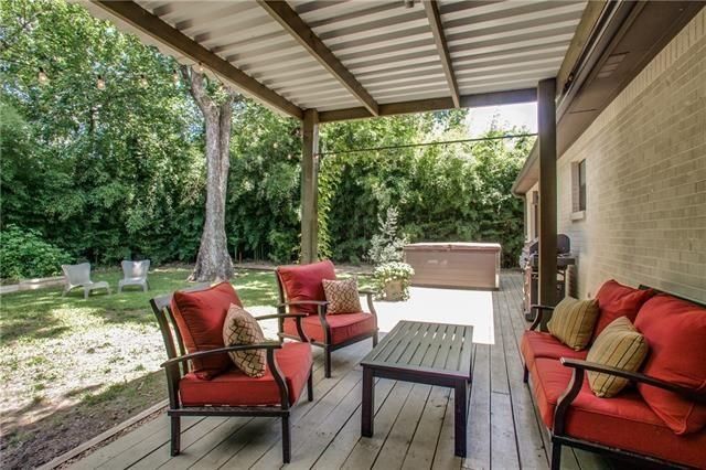 5220-Parkland-Backyard-1