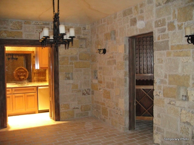 5233-Stonegate-wine-cellar-2