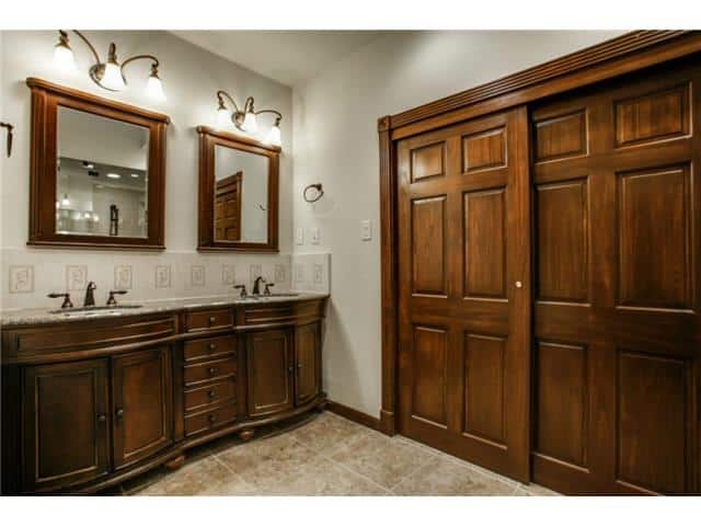 5234-Monticello-master-bath