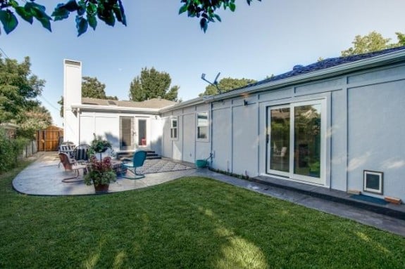 524-Northlake-Backyard-575x383