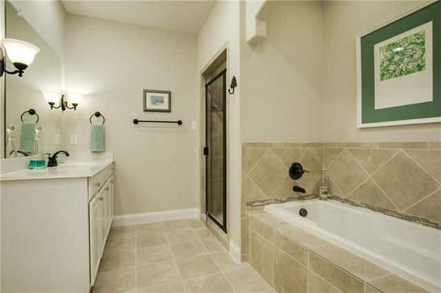 5300-Sutton-Master-Bath